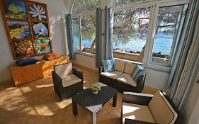 Seafront Beach Apartment - Directly At The Beach